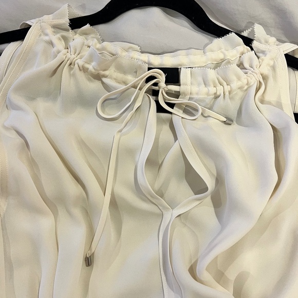 Theory Dezzie Sleeveless Ivory Silk Blouse Size Small - Picture 7 of 7